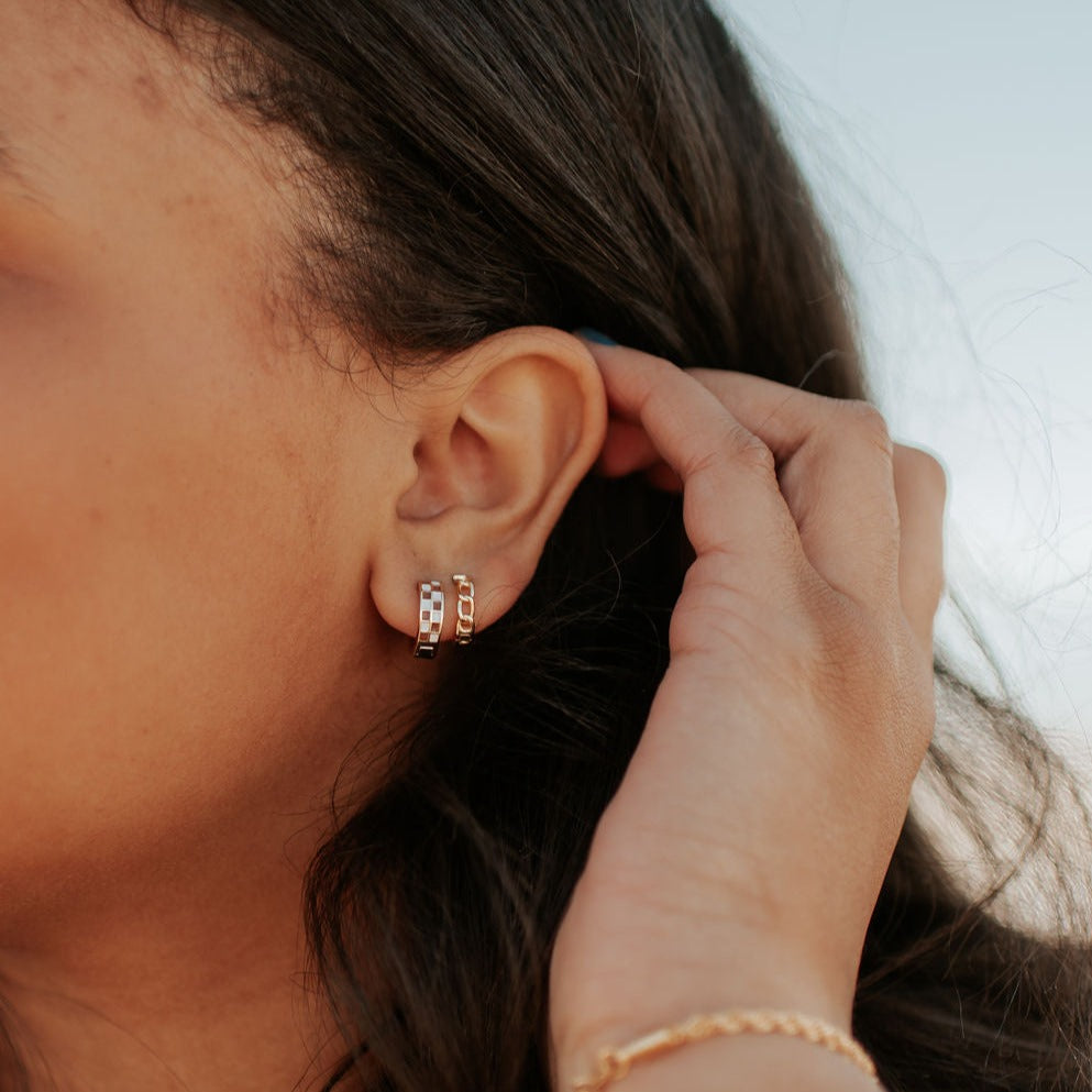 Brown &amp; White Checkered Hoops