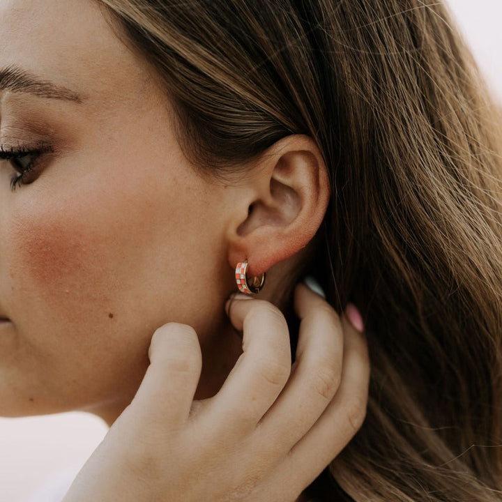 Pink &amp; White Checkered Hoops