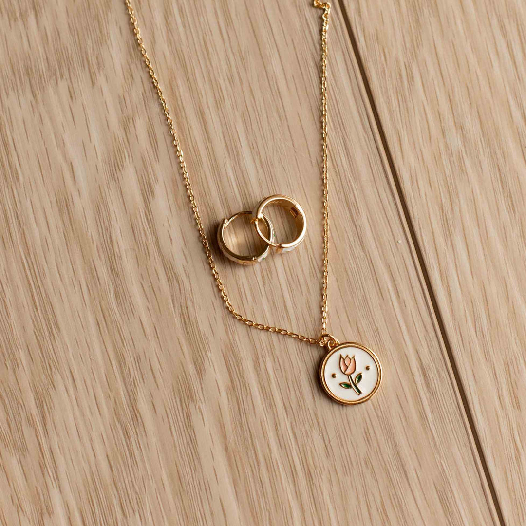 Eloise Tea Cup Necklace